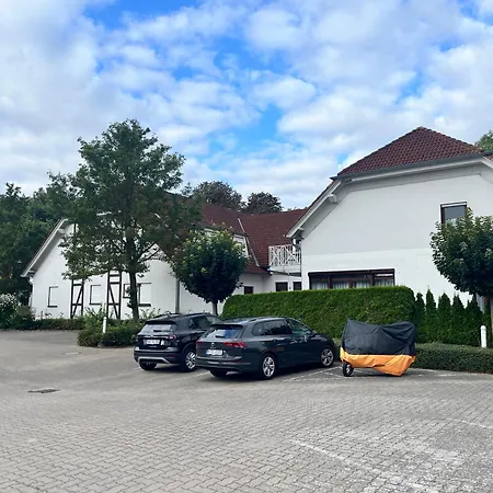 Mit Balkon 11 شقة